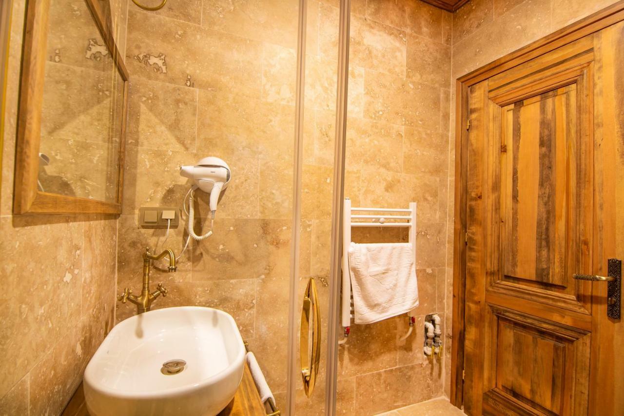 ikarus Cappadocia Hotel Üchisar Bagian luar foto
