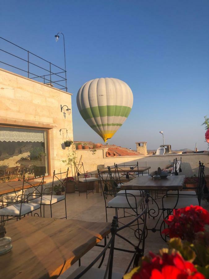 ikarus Cappadocia Hotel Üchisar Bagian luar foto
